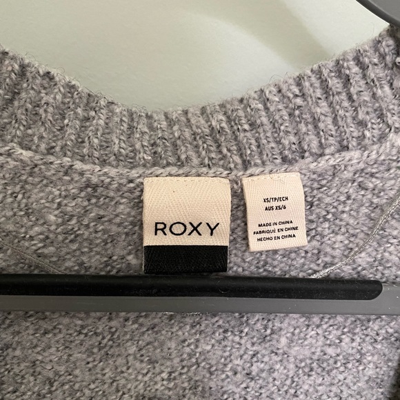 NWOT! ROXY heathered grey cardigan sweater - Picture 4 of 5